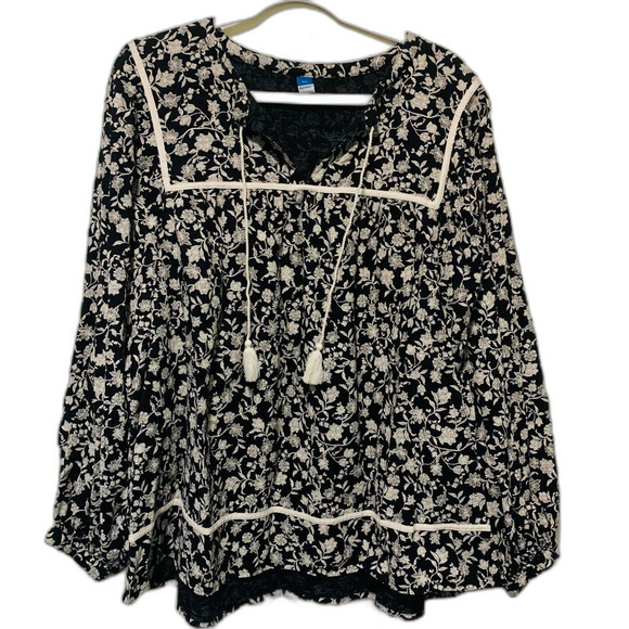 Old Navy Split Neck Boho Top Relaxed Floral Black and White peasant size xxl - Picture 1 of 9